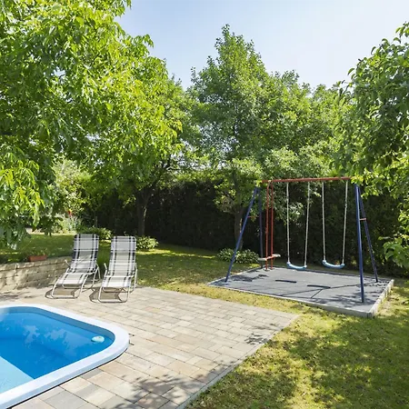 Emoeke By Interhome Tatil Evi