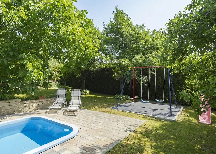 Emoeke By Interhome Σπίτι διακοπών